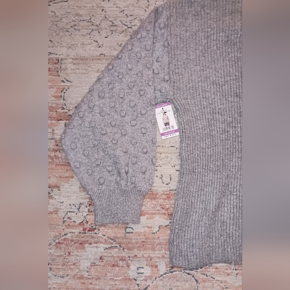 Vince Camuto Heather Gray raised polkadot Crop style Sweater Size XXL NWT - Picture 7 of 10